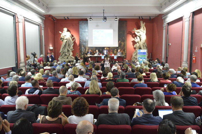 Sanità: il modello ligure di presa in carico del paziente "fragile" Sanità: il modello ligure di presa in carico del paziente "fragile"