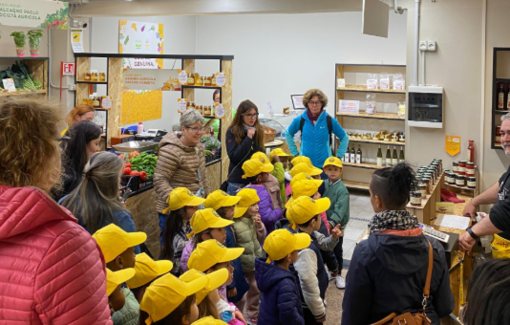 Mille bambini liguri alla scoperta dell'agricoltura biologica: protagonisti anche gli studenti genovesi Mille bambini liguri alla scoperta dell'agricoltura biologica: protagonisti anche gli studenti genovesi