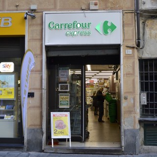 Carrefour, annuncio choc: &quot;1800 esuberi, 100 negozi saranno ceduti&quot;, in Liguria ci sono 17 punti vendita