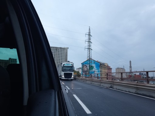 Foto tratta dal gruppo Facebook 'Viabilità Genova'