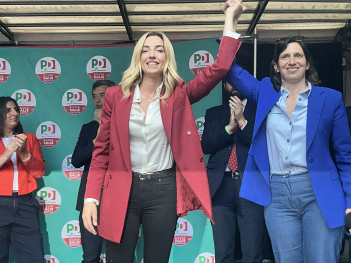 Schlein arriva a Genova e incontra Salis: “Piena fiducia nel lavoro che stiamo facendo” Schlein arriva a Genova e incontra Salis: “Piena fiducia nel lavoro che stiamo facendo”