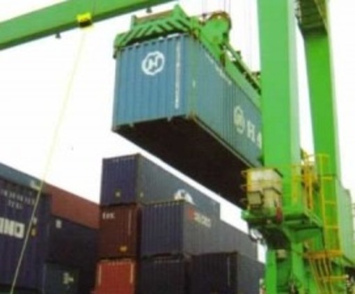 Tassa sui container, Vattuone e Lunardon: "Giusto cancellarla, in un momento difficile per la portualità"