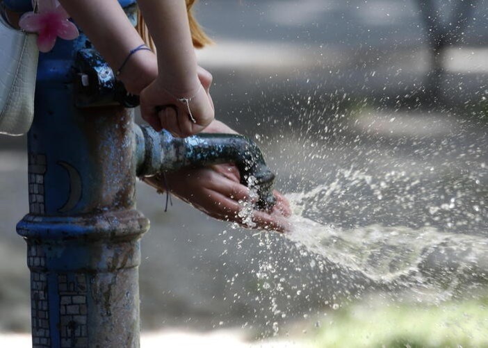 Ondata di calore, bollino giallo per due giorni: temperature percepite fino a 33 gradi Ondata di calore, bollino giallo per due giorni: temperature percepite fino a 33 gradi
