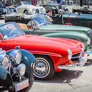 La festa dell'eleganza: a Portofino le auto d'epoca della &quot;Carovana Romantica&quot;