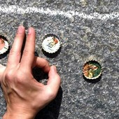 Grette, lippe e ciclotappo: i giochi della tradizione che piacciono a tutti Grette, lippe e ciclotappo: i giochi della tradizione che piacciono a tutti