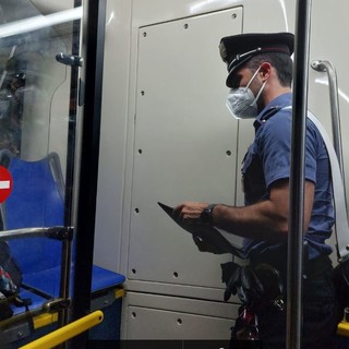 Maxi controllo dei carabinieri sui bus Amt e alla circolazione stradale