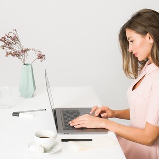 Perché gli utenti scelgono sempre più spesso di comunicare nelle chat video?