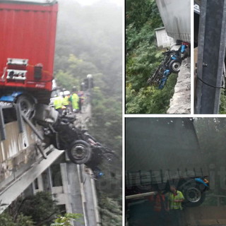Camion sfonda guardrail sull'A6 tra Altare e Savona: precipita la cabina (FOTO)