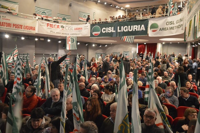 "Trecento posti da insegnante non assegnati nel Tigullio e solo 43 in ruolo" "Trecento posti da insegnante non assegnati nel Tigullio e solo 43 in ruolo"