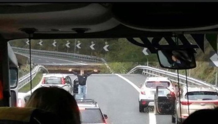 Vesigna (Cgil Liguria) e Pasa (Cgil Savona): "Basta rimandare investimenti su ferrovie e strade"