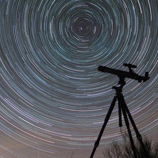 Tornano i corsi di astronomia dell'associazione Astropolaris Tornano i corsi di astronomia dell'associazione Astropolaris