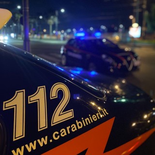 Non si fermano all'alt dei Carabinieri e li speronano: avevano 145 chili di cocaina