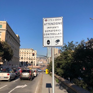 Al via l’installazione dei cartelli in prossimità dei semafori intelligenti