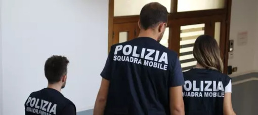 Rapinatori "incastrati" dai tatuaggi: la polizia li riconosce e li arresta Rapinatori "incastrati" dai tatuaggi: la polizia li riconosce e li arresta