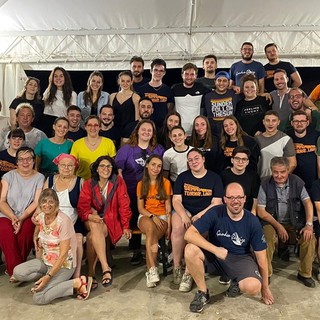 Dal palco alla solidarietà: a 'Crevari Invade' la musica fa bene da trentatré anni, unendo comunità e impegno sociale
