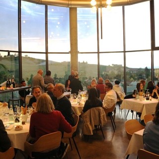 Cantina La Torre di Castel Rocchero (AT): Il cioccolato in tavola dall'antipasto al dessert insieme ai migliori vini del Monferrato