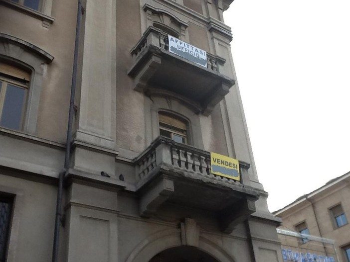 Un codice identificativo sulle case-vacanza, sulle presenze persiste una carenza normativa Un codice identificativo sulle case-vacanza, sulle presenze persiste una carenza normativa