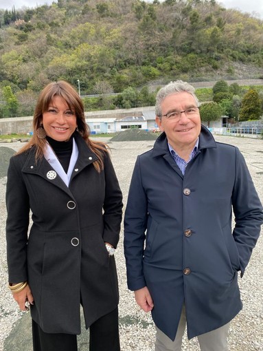 Recco, sopralluogo dell'assessore regionale allo sport Simona Ferro ai lavori del campo da rugby Carlo Androne