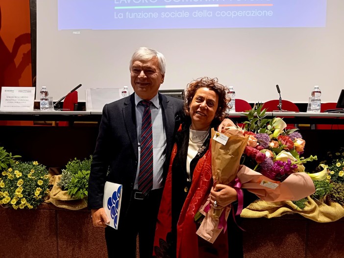 Confcooperative Liguria, si rinnova e punta sulle donne. Anna Manca nuova presidente Confcooperative Liguria, si rinnova e punta sulle donne. Anna Manca nuova presidente