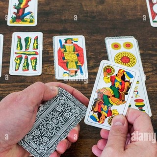 Storia dei giochi di carte: dalle origini incerte al boom dell’online