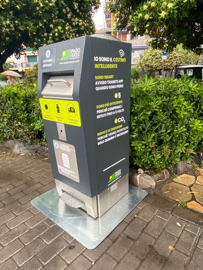 Recco: arriva il primo "cestino intelligente"