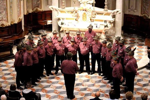 Il Coro Soreghina celebra i suoi 40 anni con un concerto a Palazzo Tursi