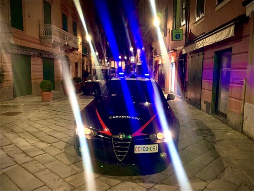 Sestri Levante, ristoratore pubblicizzava sui social serata senza 'green pass', alla cena si presentano i carabinieri