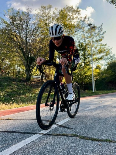 Triathlon, il giovane Gabriele Ribolzi si prepara alla nuova stagione in sella alla CBT ITALIA Mystero Triathlon, il giovane Gabriele Ribolzi si prepara alla nuova stagione in sella alla CBT ITALIA Mystero