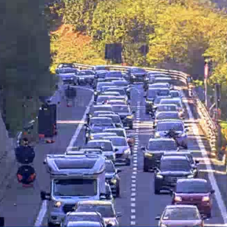 Autostrada A7, tamponamento tra Bolzaneto e Busalla: ferito un 30enne Autostrada A7, tamponamento tra Bolzaneto e Busalla: ferito un 30enne