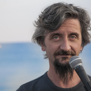 Celestini e la telecronaca della pandemia: a Palazzo San Giorgio e a Sori per Teatro Pubblico Ligure