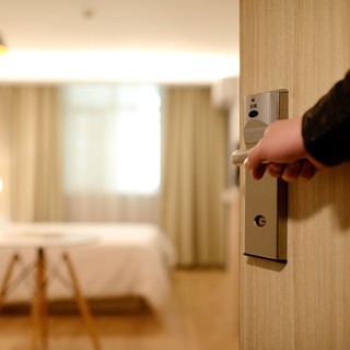 Aumenti da record per soggiorni in hotel e strutture ricettive: Genova al secondo posto in Italia Aumenti da record per soggiorni in hotel e strutture ricettive: Genova al secondo posto in Italia