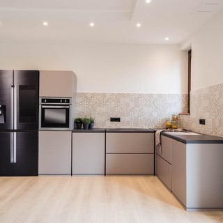 La rivoluzione dell’immobiliare passa da Albenga grazie a questa startup che stampa cucine in cartone che non si distinguono da quelle vere La rivoluzione dell’immobiliare passa da Albenga grazie a questa startup che stampa cucine in cartone che non si distinguono da quelle vere