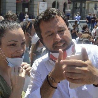 Matteo Salvini in visita nel capoluogo ligure: "Il modello Genova è quello vincente" (VIDEO e FOTO)