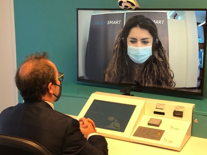 Riapre in versione smart lo sportello di Banca Carige in corso Sardegna a Genova (FOTO) Riapre in versione smart lo sportello di Banca Carige in corso Sardegna a Genova (FOTO)
