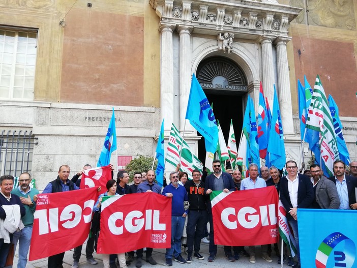 Filt Cgil e Uiltrasporti: “La Liguria isolata rischia il declino”