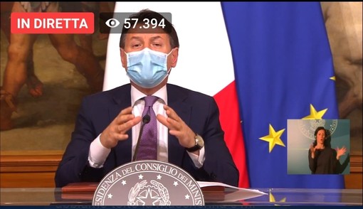 Presentato il nuovo "decreto Ristoro": contributi alle categorie colpite per una manovra da oltre 5 miliardi Presentato il nuovo "decreto Ristoro": contributi alle categorie colpite per una manovra da oltre 5 miliardi