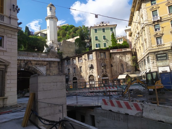 Piazza Portello, entro l'estate termineranno i lavori, viabilità ripristinata a fine marzo Piazza Portello, entro l'estate termineranno i lavori, viabilità ripristinata a fine marzo