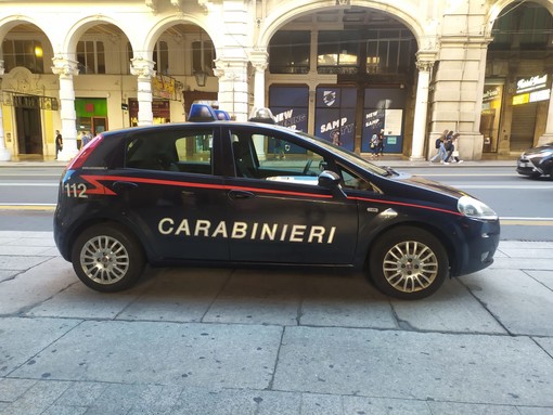 Oltraggia i Carabinieri, 44enne identificata e denunciata