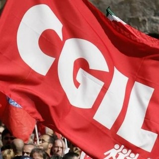 Ordinanza capienza bus Regione Liguria, Cgil Liguria: "Fantasia al potere" Ordinanza capienza bus Regione Liguria, Cgil Liguria: "Fantasia al potere"
