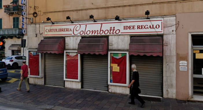 Bolzaneto, addio ad un'icona del quartiere: chiude la storica cartoleria 'Colombotto' Bolzaneto, addio ad un'icona del quartiere: chiude la storica cartoleria 'Colombotto'