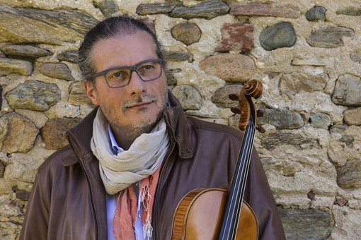 claudio gilio il violista unico al mondo claudio gilio il violista unico al mondo