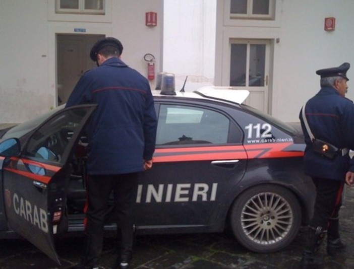 Compiono vari furti nei stabilimenti balneari a Cogoleto. Arrestati due giovani