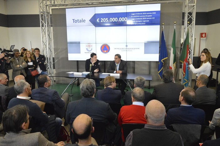Oltre 200 milioni in opere di difesa del suolo per interventi su tutto il territorio Ligure Oltre 200 milioni in opere di difesa del suolo per interventi su tutto il territorio Ligure