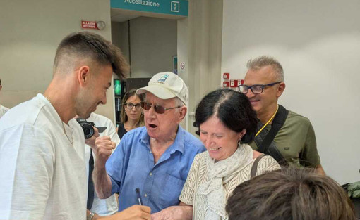 Calcio, Stephan El Shaarawy è arrivato a Genova: ora le visite mediche e la firma sul contratto Calcio, Stephan El Shaarawy è arrivato a Genova: ora le visite mediche e la firma sul contratto