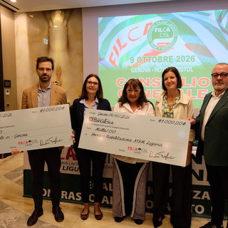 Filca Cisl Liguria al fianco di Flying Angels e AISM: consegnati i fondi raccolti con il torneo di calcetto solidale