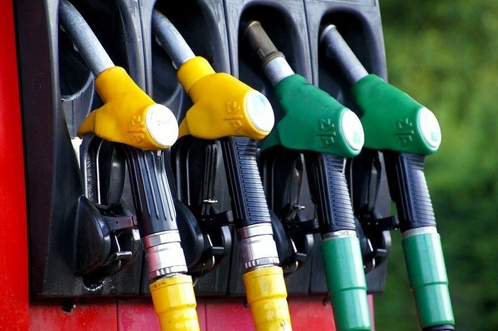 Caro benzina, Dameri (Confesercenti Liguria): "Price cap solo se esteso a tutti i marchi e senza gravare sui gestori" Caro benzina, Dameri (Confesercenti Liguria): "Price cap solo se esteso a tutti i marchi e senza gravare sui gestori"