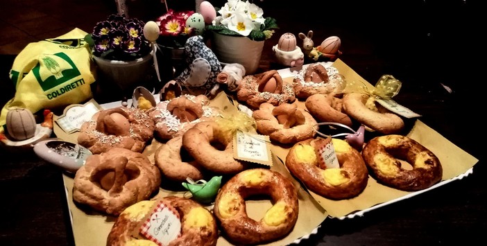 Covid, Coldiretti: "Per una famiglia su tre spopolano i dolci di Pasqua fai da te"