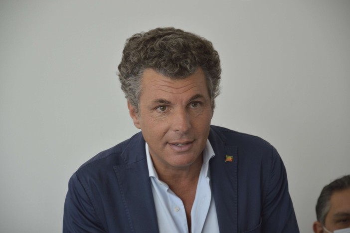 Forza Italia, Carlo Bagnasco solleva dall'incarico di commissario provinciale della Spezia Fabio Cenerini