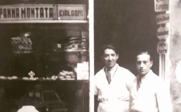 Meraviglie e leggende di Genova - Quella ‘panna nera’ nata da un garzone distratto Meraviglie e leggende di Genova - Quella ‘panna nera’ nata da un garzone distratto