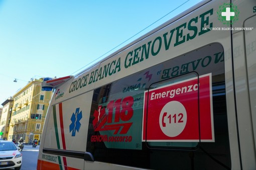 Albaro, investita sulle strisce in piazza Dunant: 67enne in ospedale